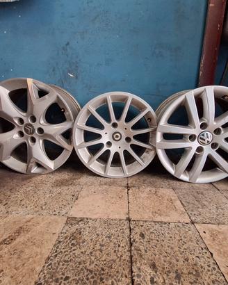 Cerchi in lega 15 16 17 set completi