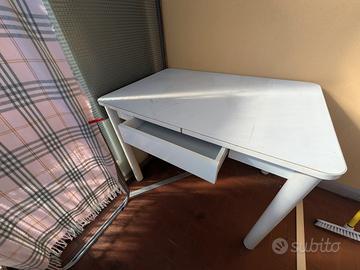 Tavolo bianco con cassetto - misure 100x70x75 cm