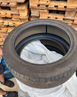 treno di gomme Tesla al 90% estive Radial Tubless