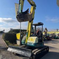 ESCAVATORE YANMAR