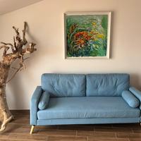 Divano azzurro