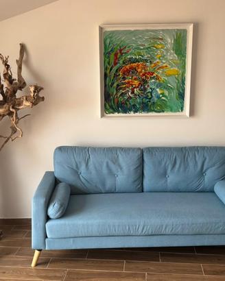 Divano azzurro