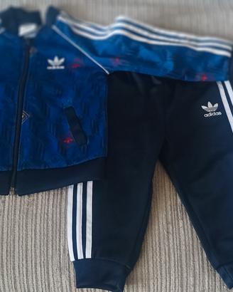 tuta Adidas bimbo