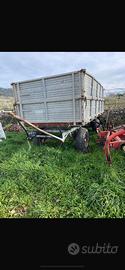 Carrello per trattore