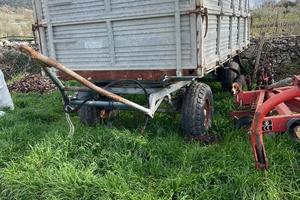 Carrello per trattore