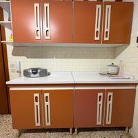 A Lecce vendiamo mobili cucina