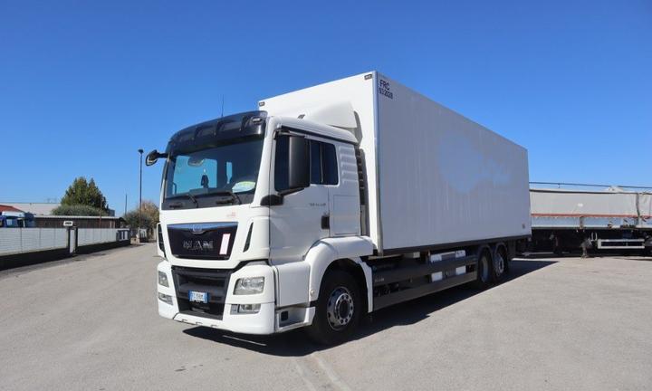 MAN MAN TGS 26 400 ISOTERMICA 9,60 MT FRC EURO 6