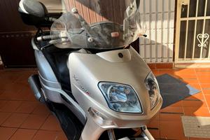 Yamaha  X C  300 Versity