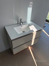 Mobile Bagno Sospeso con Lavabo e Rubinetto