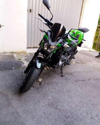 Moto Kawasaki Z650
