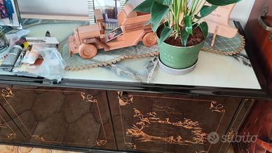 Due mobili da soggiorno giapponesi