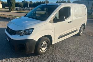 Peugeot partner 1.5 diesel 3 posti full optional