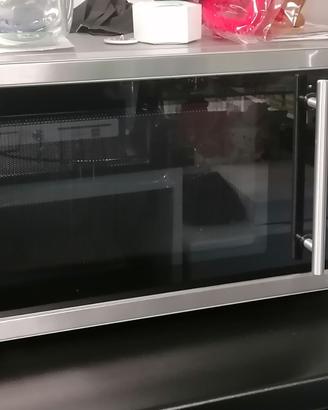 Forno microonde digitale 1450 w