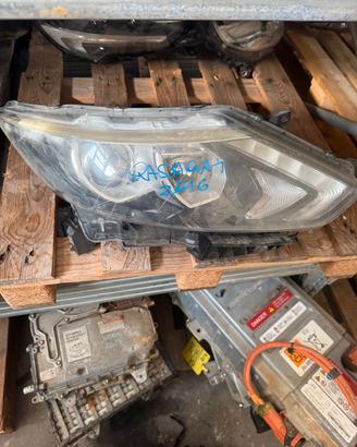 FARO DESTRO QASHQAI 2016