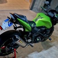 Kawasaki Z 750 naked da vetrina 