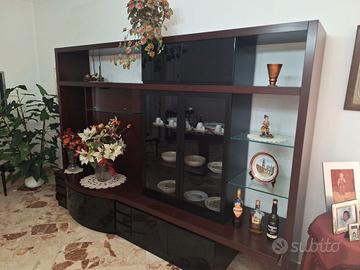 Parete Attrezzata e Altro