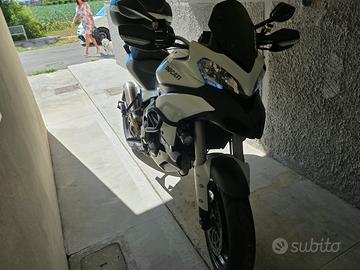 moto ducati multistrada  1200s