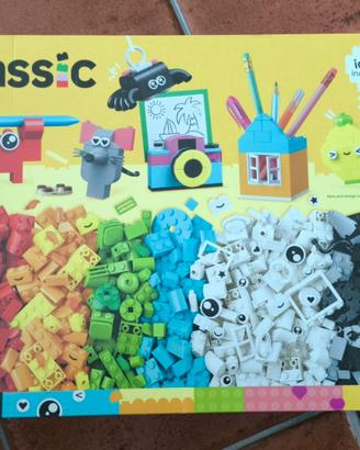 LEGO Classic Scatola della Felicità Creativa. NUOV