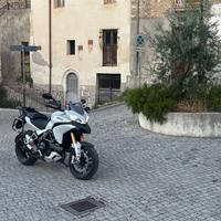 Ducati Multistrada 1200s
