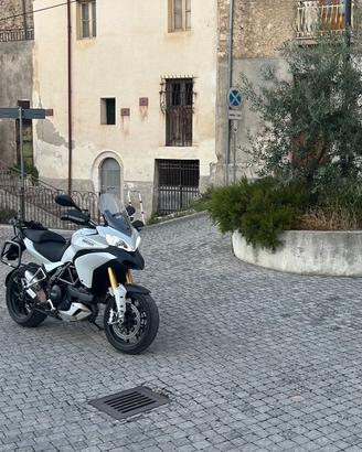 Ducati Multistrada 1200s