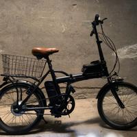 bicicletta pedalata assistita