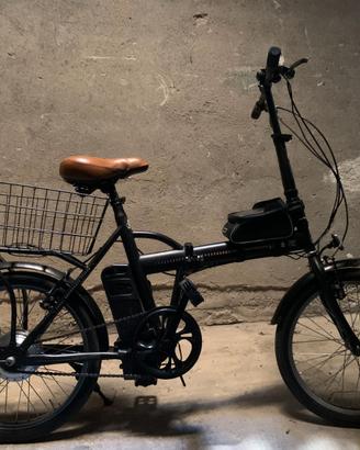 bicicletta pedalata assistita