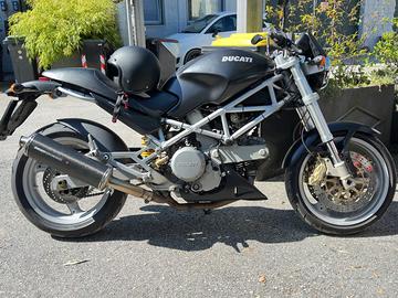 Ducati Monster 620 i.e. Dark anno 2003