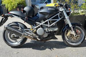 Ducati Monster 620 i.e. Dark anno 2003
