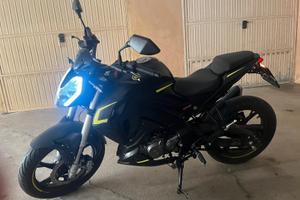 Moto naked keeway Rkf 125 (Modello 21/22)