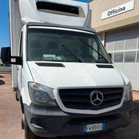 Mercedes-Benz Sprinter 416 CDI T 37/35 Furgone iso