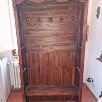 Attaccapanni di castagno