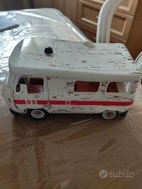 Ambulanza Masha e Orso 