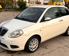 Lancia Ypsilon 1.2 benz 60cv Platino NEOPATENTATI 