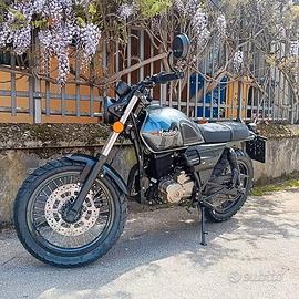 SCRAMBLER FB MONDIAL SPARTAN 250 PARI AL NUOVO