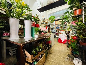 Attività rivendita di fiori e oggettistica