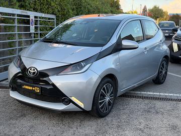 Toyota Aygo 1.0 5 porte x-cool GARANTITA PREZZO RE
