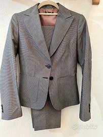 Completo giacca e pantalone