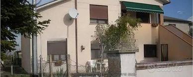 Immobile in asta di 125 m² con 3 locali a Crespino