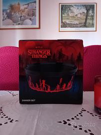 Dinner Set Stranger Things 