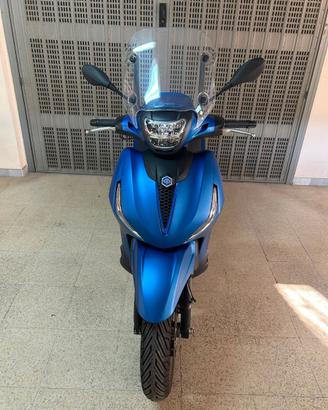 Beverly 400 S hpe BLU ZAFFIRO garanzia fino 2027