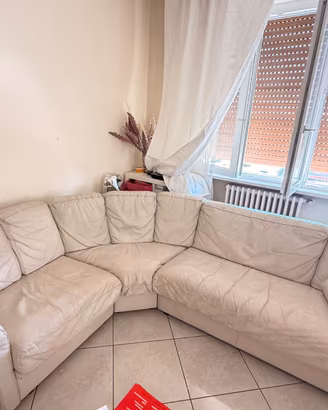 Divano Angolare Messo In Pelle Bianco Panna / Avor