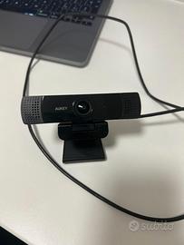 AUKEY Webcam 1080p Full HD con Microfono Stereo