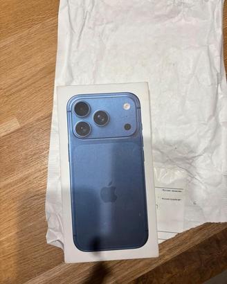 Iphone 17 pro nuovo blu 512gb