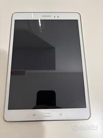 Tablet Samsung T555