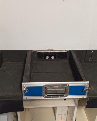 flycase per consolle dj 