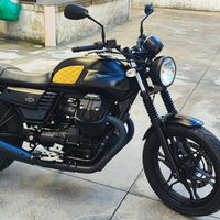 Moto guzzi v7 iii stone 750