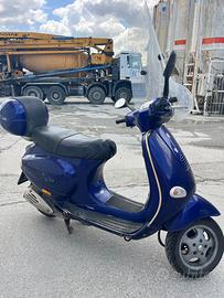 Vespa 125 Et4