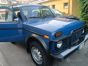 Lada niva 