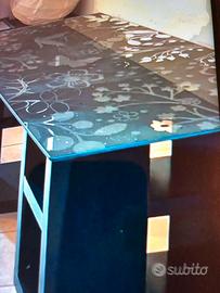 Ikea  scrivania/tavolo