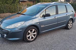 Peugeot sw 307 1.6 hdi  7 posti